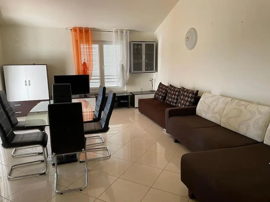 Διαμέρισμα Grosszuegige 6-Personen Ferienwohnung In Kroatien Malinska